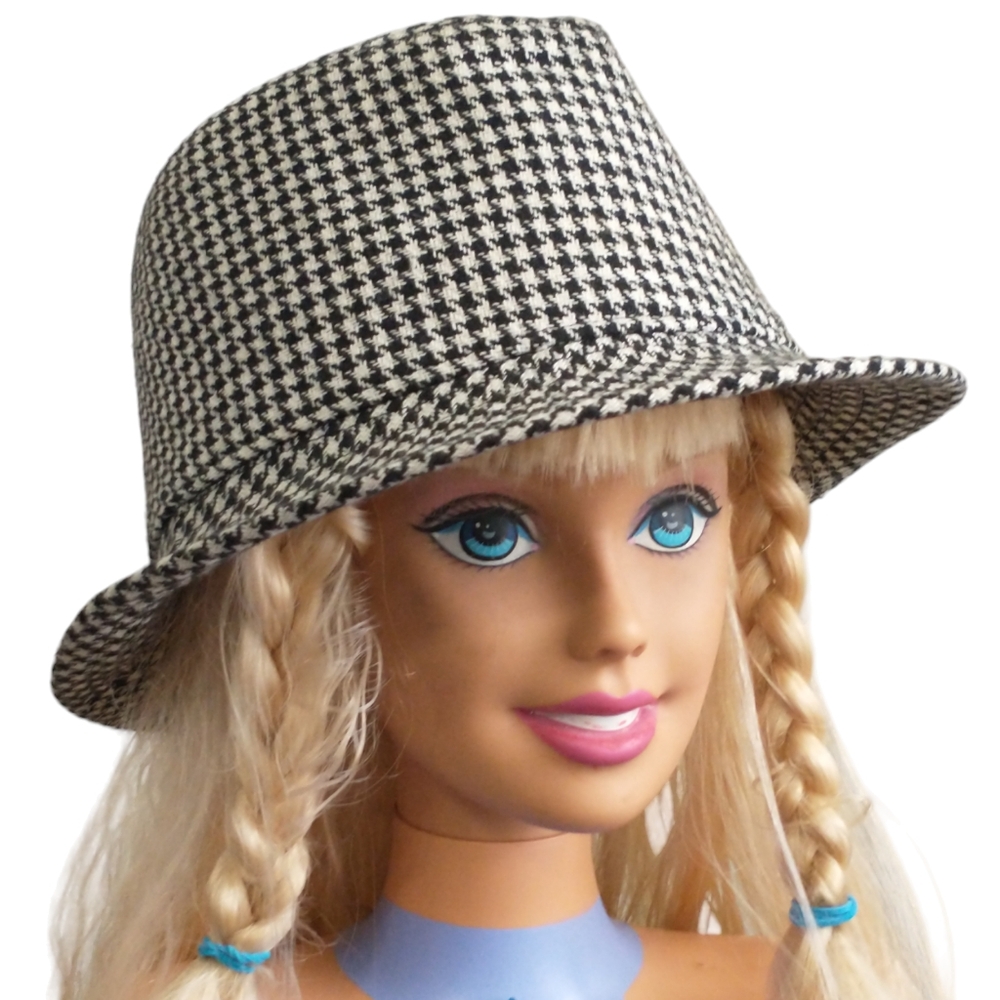 Women's Hat. One Size